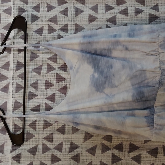 Cloud dress - Picture 2 of 3